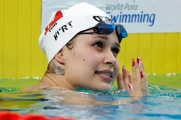 5 günde 4 altın madalya: Defne Kurt tarih yazıyor!