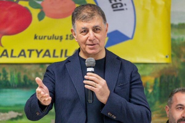 Başkan Tugay’dan mücadele mesajı: Hak, adale...