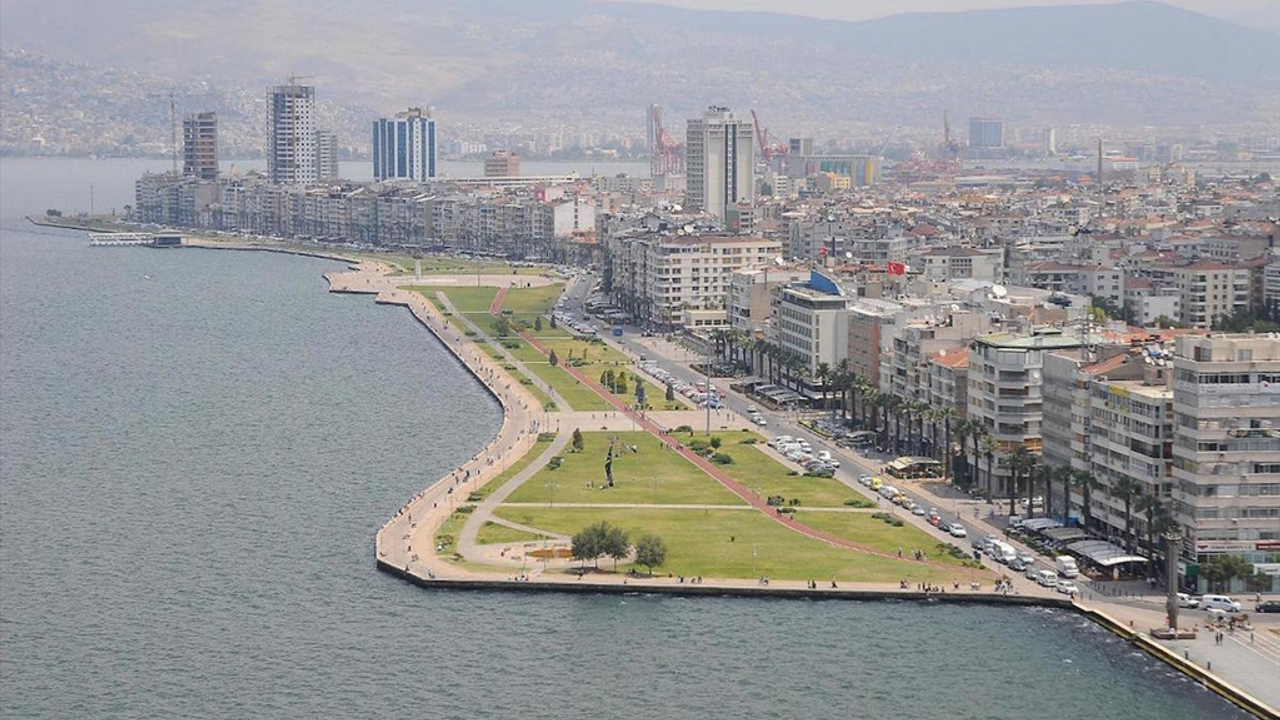 Kordon esnafından Tugay’a ‘otopark’ desteği!