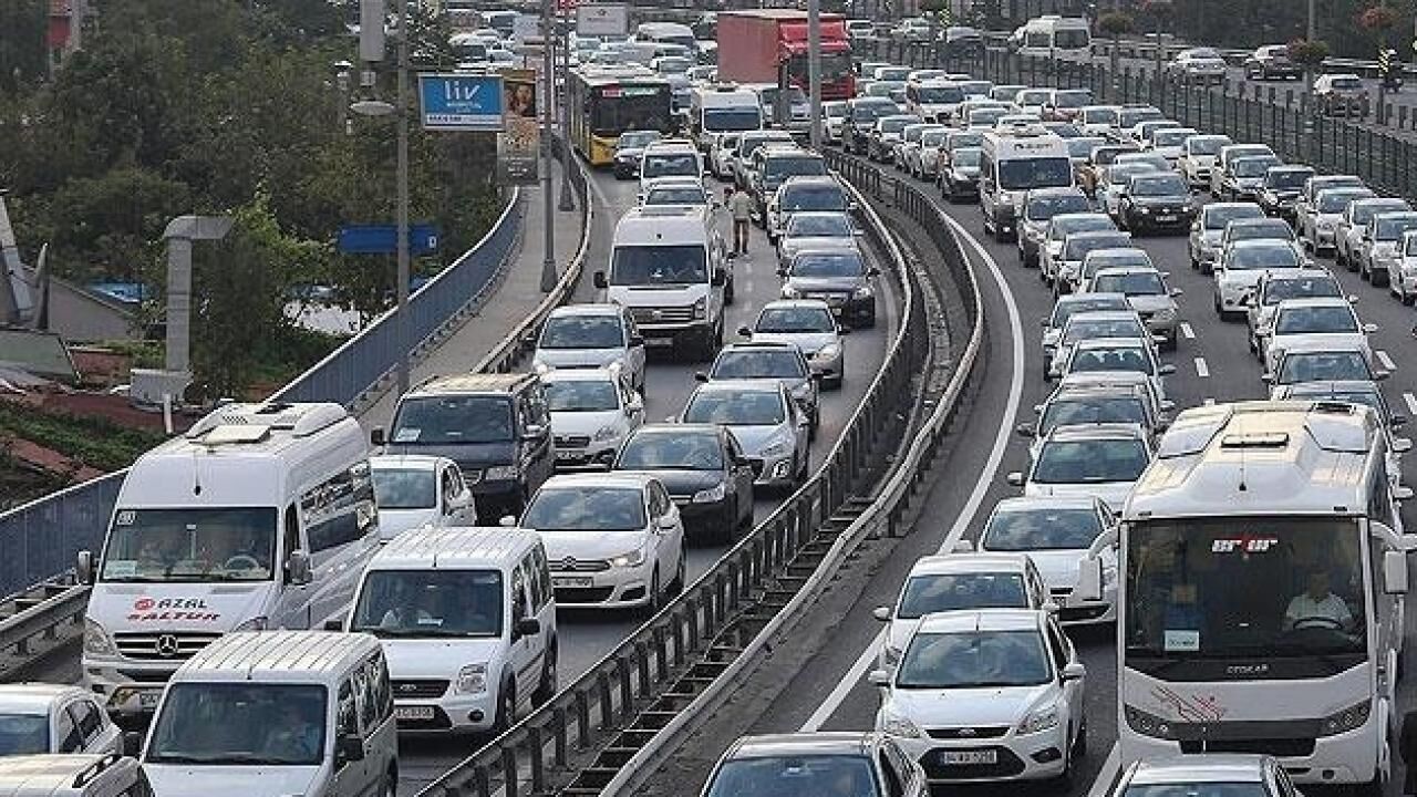 Milyonlarca araç sahibini ilgilendiriyor: Emniyet’ten o cihaz için uyarı yazısı