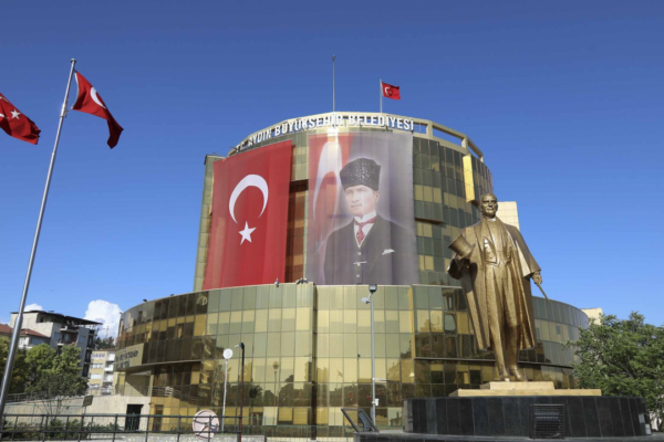 Aydın Büyükşehir’den “itfaiye provokasyon yaptı” i...