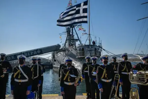 Doğu Akdeniz’de hareketlilik: Yunanistan, Güney Kı...