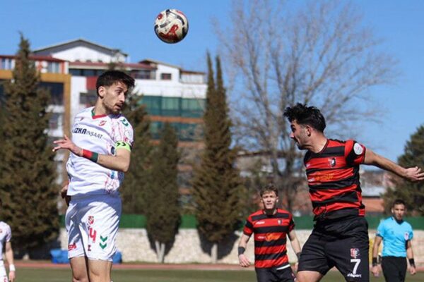 Kaf-Kaf deplasmanda galip Kaf-Kaf deplasmanda galip