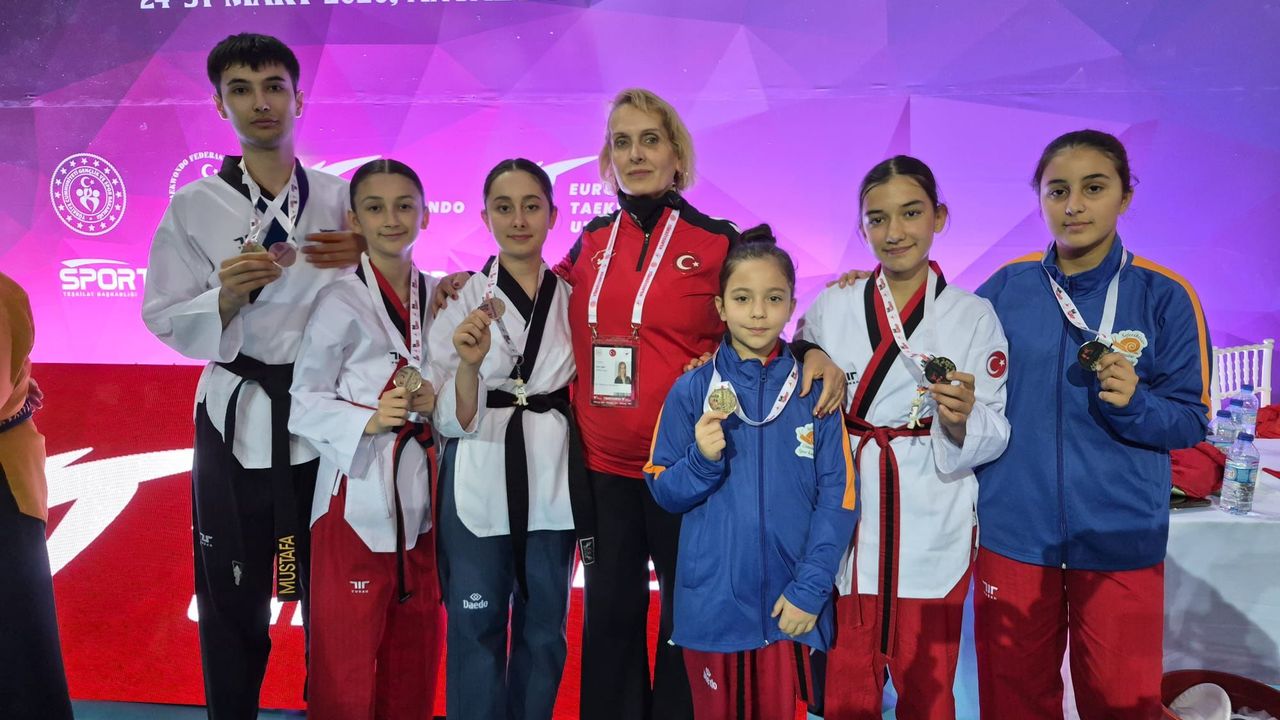 Seferihisar’dan “Taekwondo” zaferi: Uluslararası şampiyonada madalya yağmuru