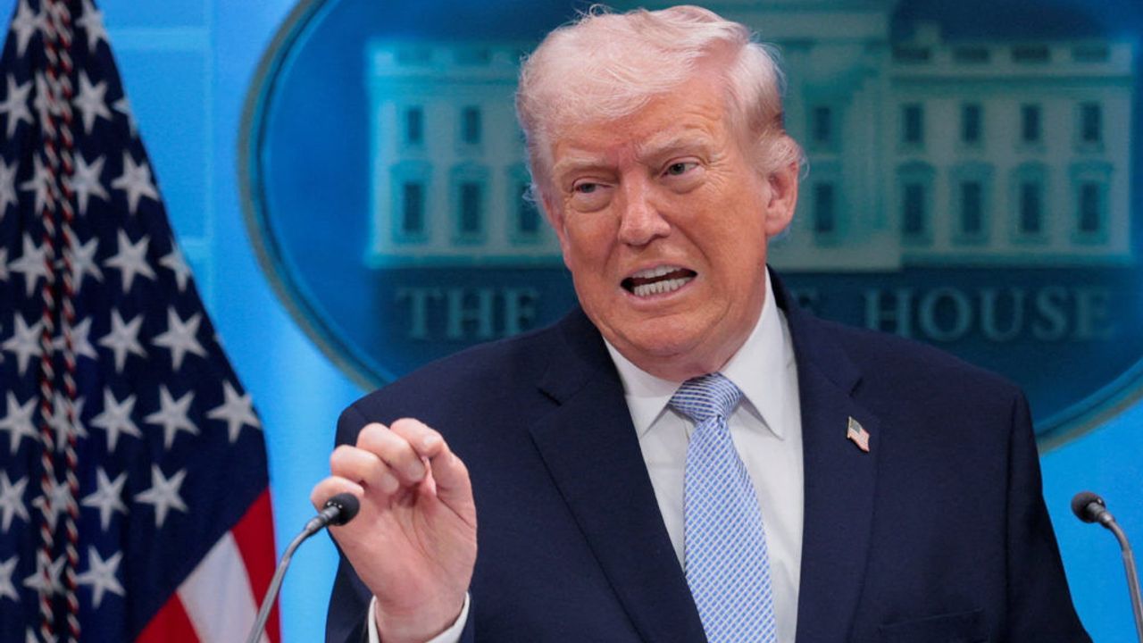 Trump: Hürmüz’ü temizlemeye başlıyoruz