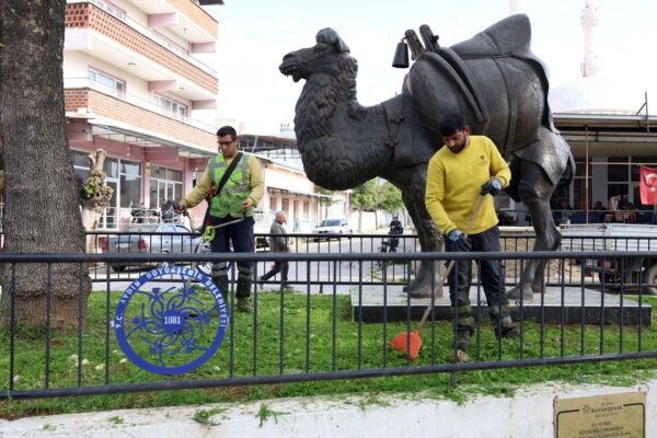 Umurlu’da hizmet seferberliği: Her noktada çalışma Umurlu’da hizmet seferberliği: Her noktada çalışma