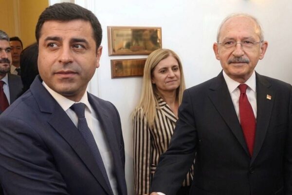 Selahattin Demirtaş’tan Kemal Kılıçdaroğlu&#... Selahattin Demirtaş’tan Kemal Kılıçdaroğlu&#...
