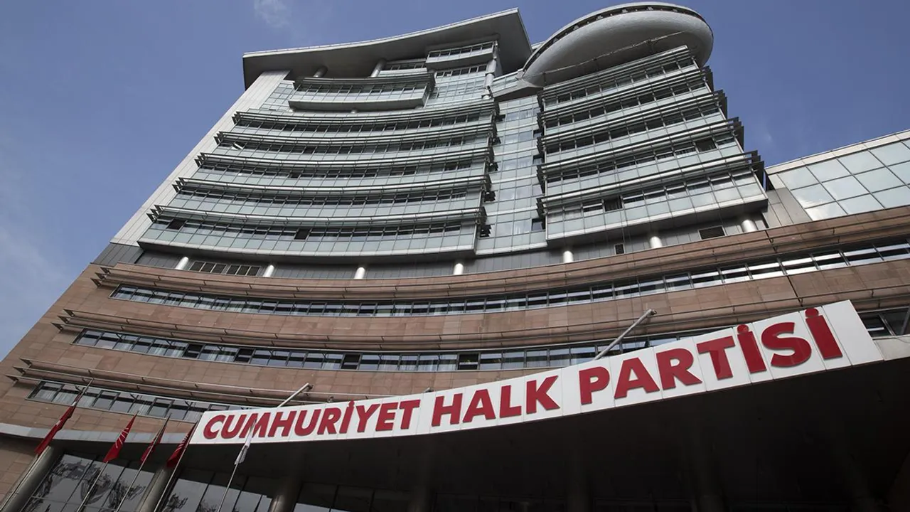 CHP’den grup başkanlığı açıklaması: Sarı’dan iddialara yanıt