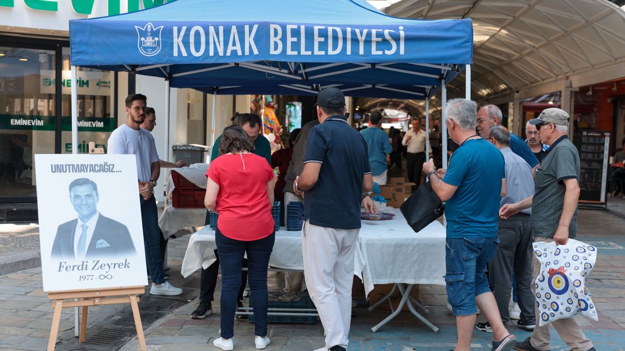 Ferdi Zeyrek Konak’ta anıldı