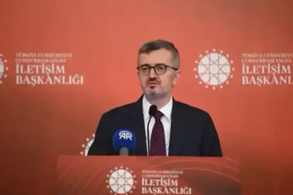 İletişim Başkanı Duran’dan ‘İzmir̵...