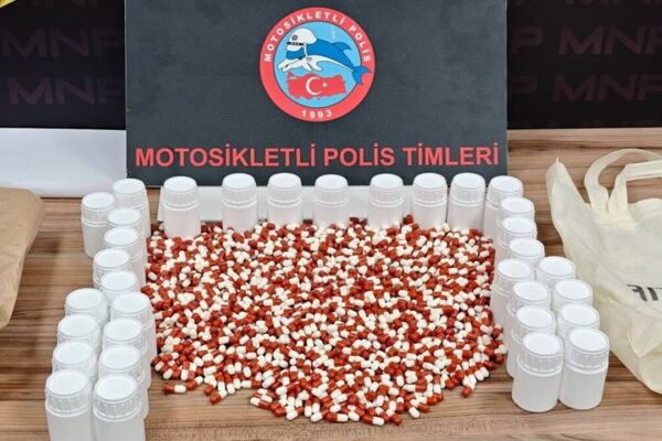 Şüphe üzerine durduruldu… Torbacı çıktı! Şüphe üzerine durduruldu… Torbacı çıktı!