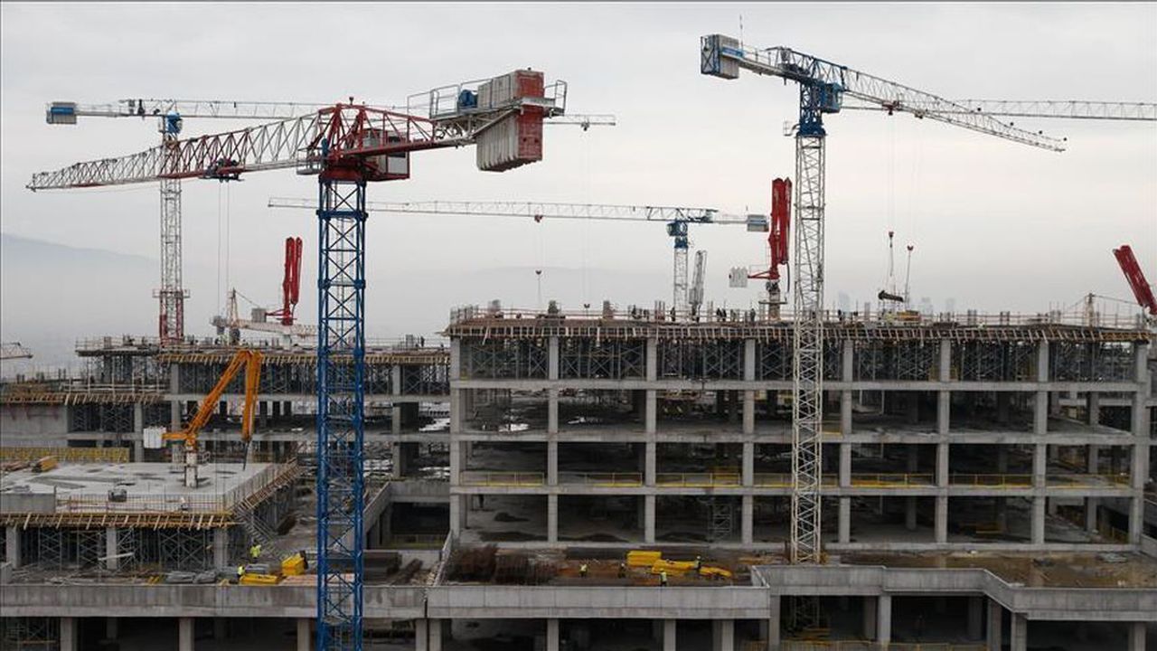 Büyükşehir ve TOKi de listede… İzmir’de çok sayıda projeye 7/24 çalışma izni!